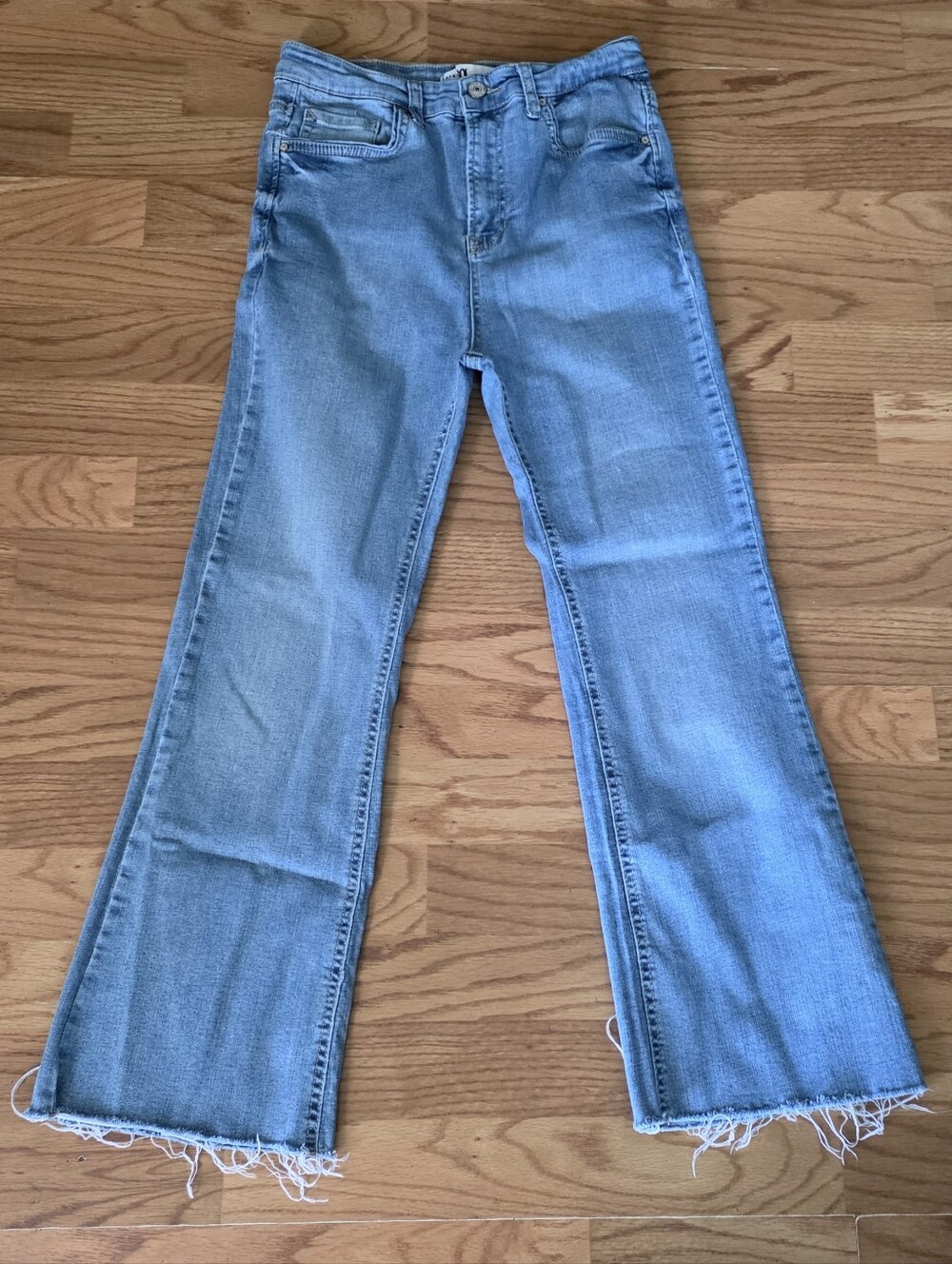 KAROL Light Wash Women's Flare Jeans with Frayed Hem Sz EUR 38